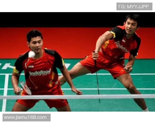 杭州羽毛球队战术解析与运营体系全面探讨 杭州羽毛球队战术解析与运营体系全面探讨