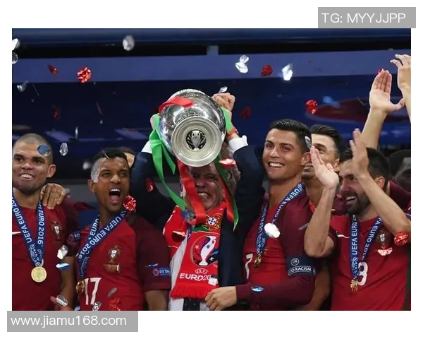 广州羽毛球队在欧锦赛积分榜上以75分稳居第一名展现强劲实力 广州羽毛球队在欧锦赛积分榜上以75分稳居第一名展现强劲实力